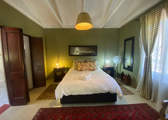 The Riverdeck Accommodation And Backpackers